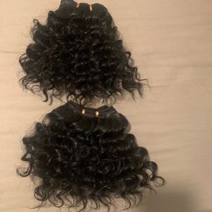 Short wavy hair bundles